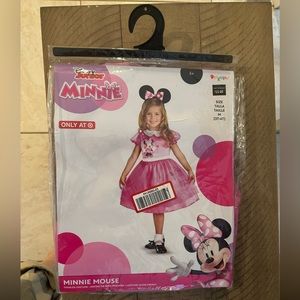 New in package Minnie Mouse costume 3T-4T